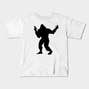 Bigfoot Take Selfies Kids T-Shirt